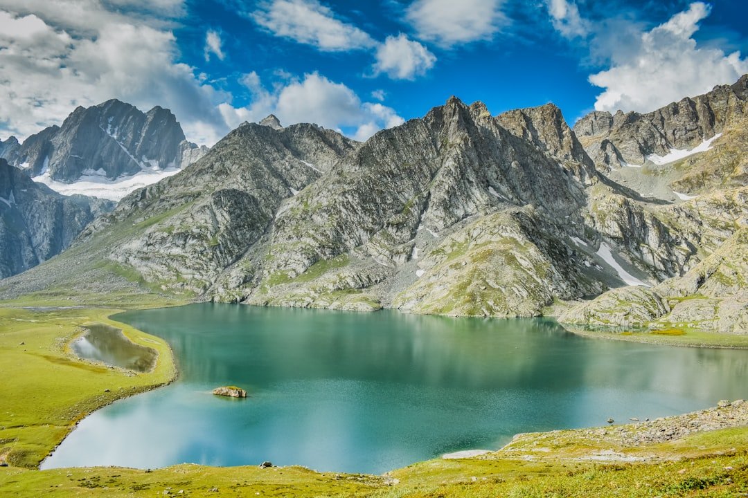 Top 7 Places to Visit in Kashmir